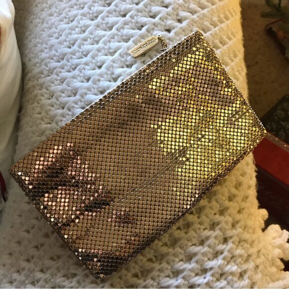 Whiting & Davis Gold Mesh Evening Bag Zippered Clutch Vintage Holiday Party NYE - Picture 2 of 11